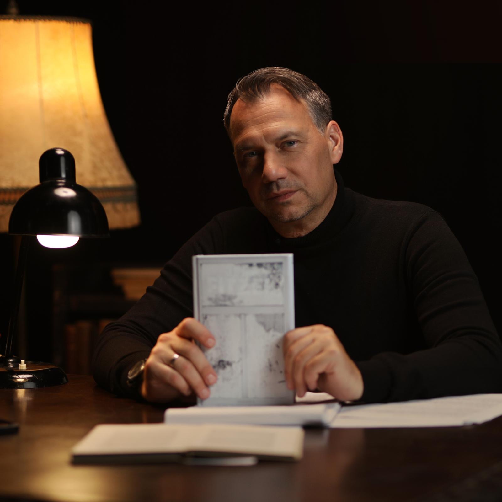 Das Kalendermädchen - Ab jetzt erhältlich! - Sebastian Fitzek